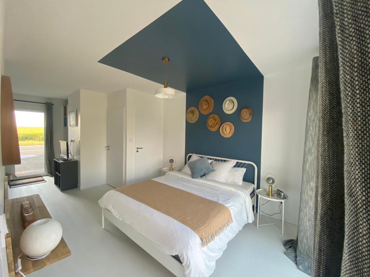 Suite Pour Deux La Jarne Exterior photo