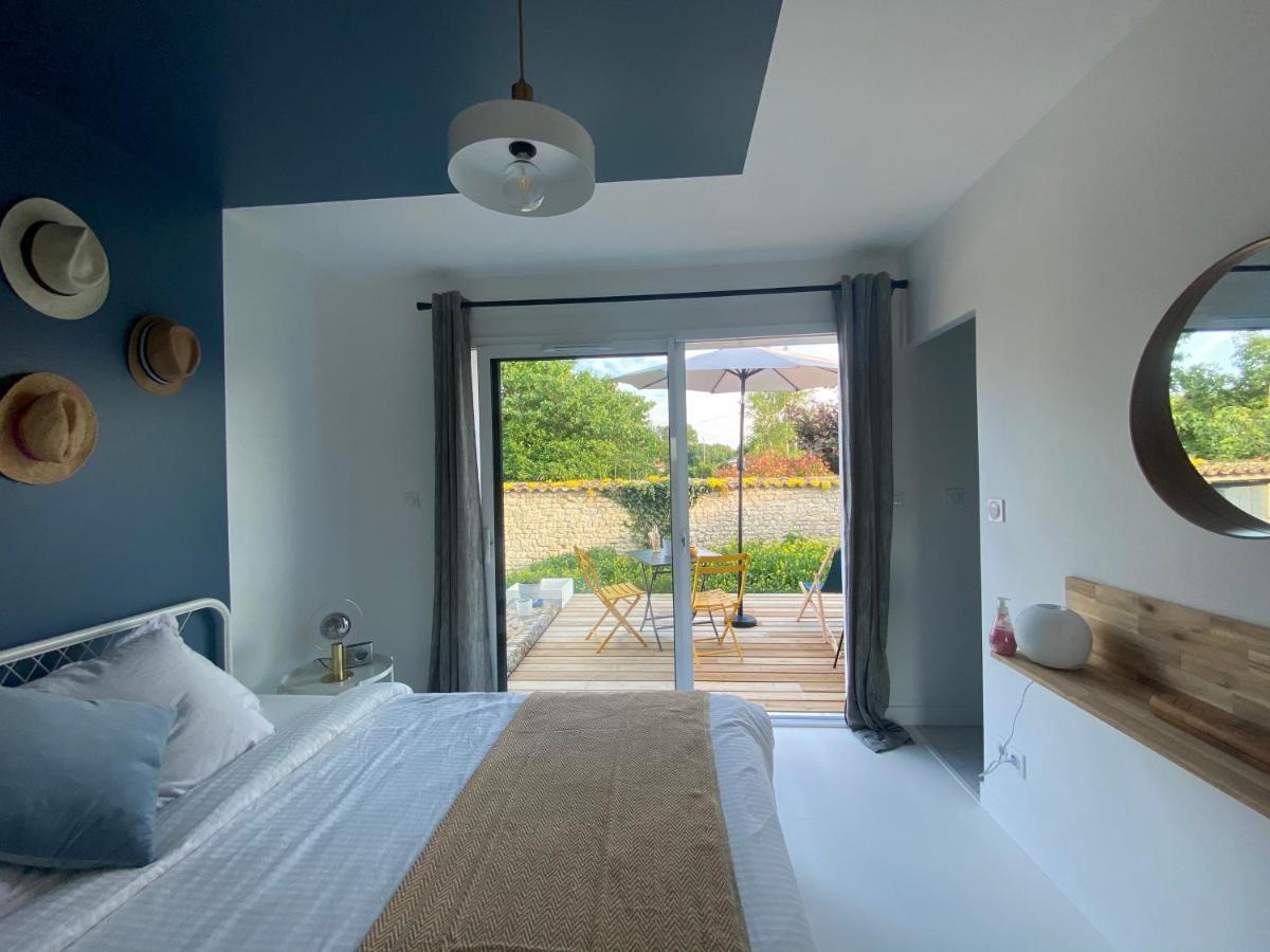 Suite Pour Deux La Jarne Exterior photo