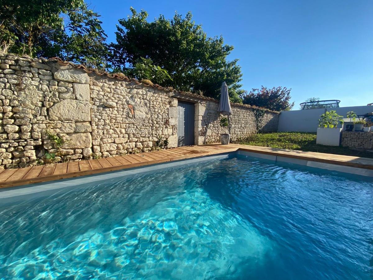 Suite Pour Deux La Jarne Exterior photo