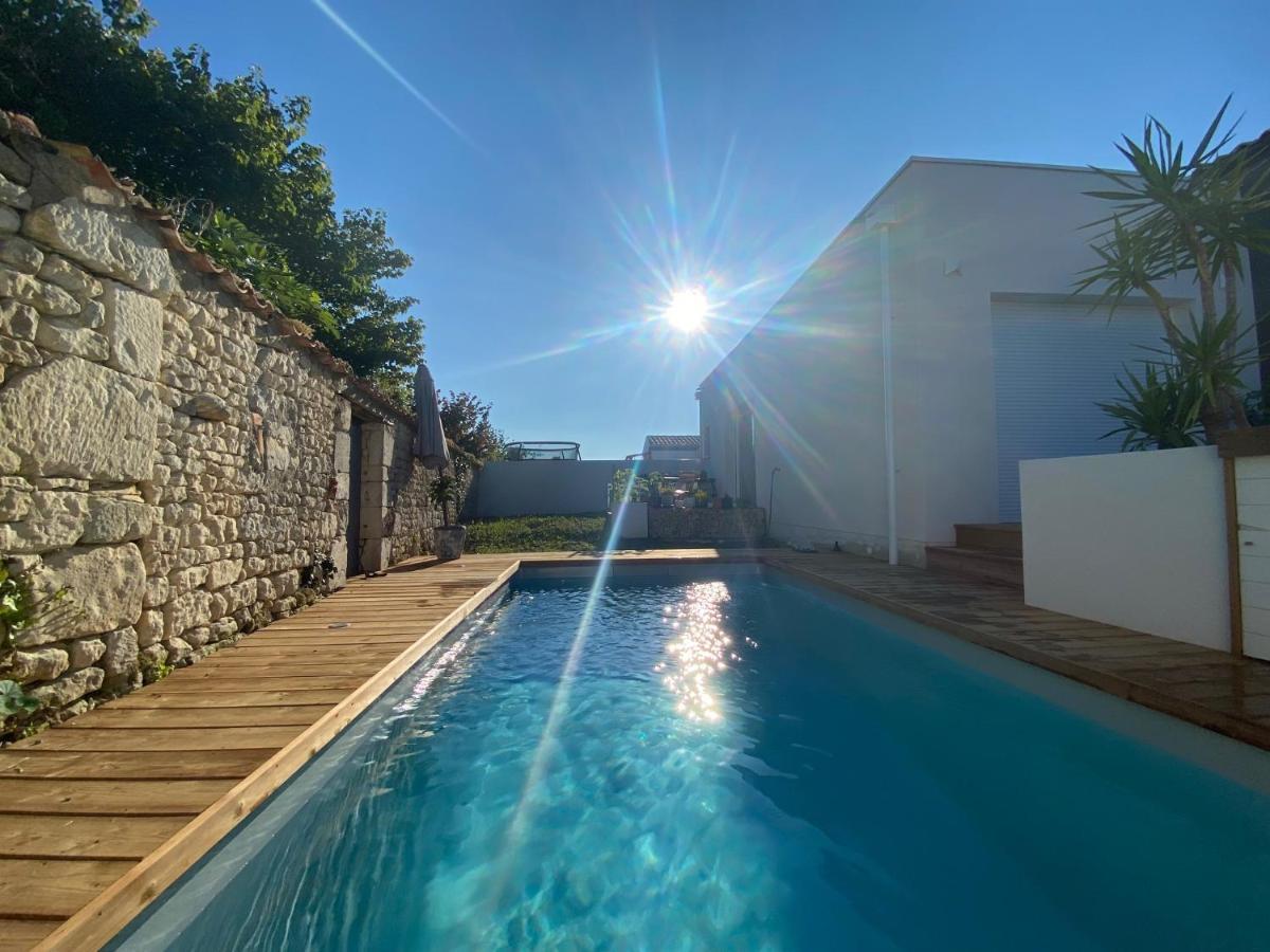 Suite Pour Deux La Jarne Exterior photo