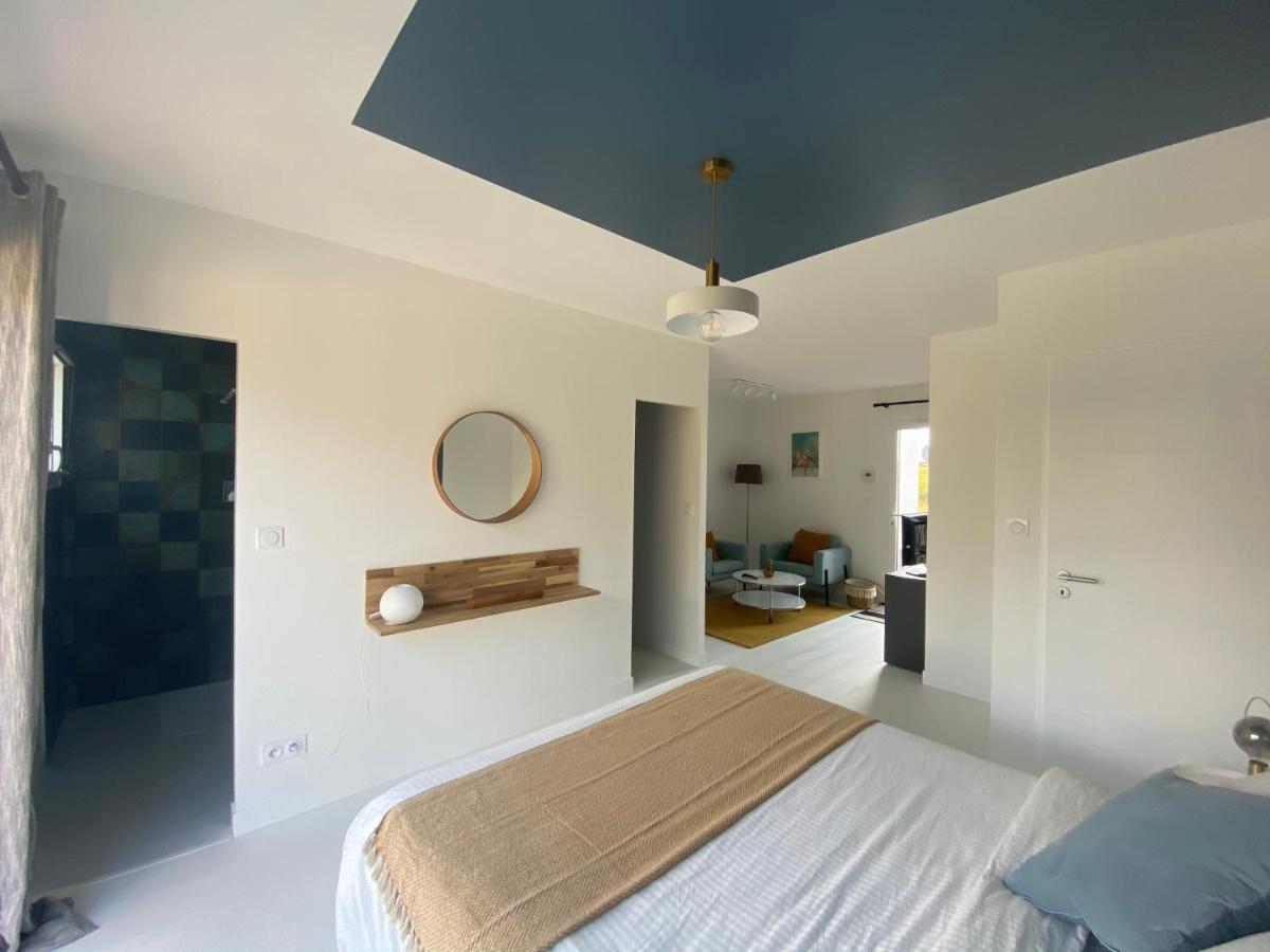 Suite Pour Deux La Jarne Exterior photo